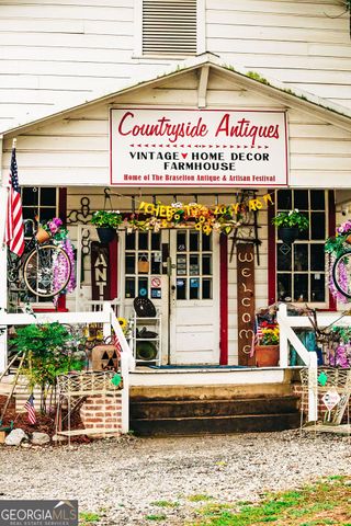 140 Brandle Rose Way 109A, Hoschton, GA 30548