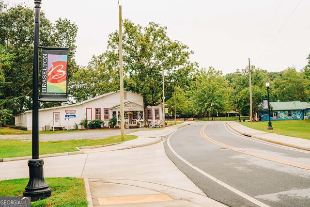 140 Brandle Rose Way 109A, Hoschton, GA 30548