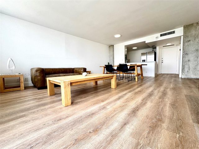 2150 Sans Souci Boulevard A909, North Miami, FL 33181