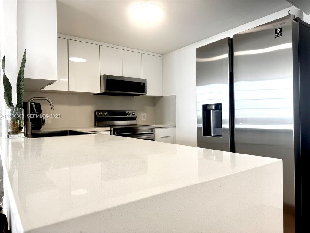 2150 Sans Souci Boulevard A909, North Miami, FL 33181
