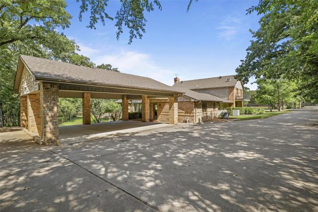 2243 Wood Hollow Road, Denton, TX 76208
