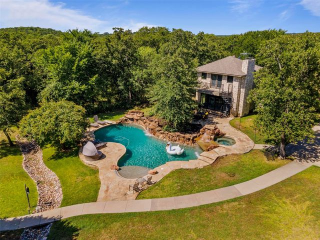 2243 Wood Hollow Road, Denton, TX 76208