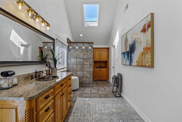 2243 Wood Hollow Road, Denton, TX 76208