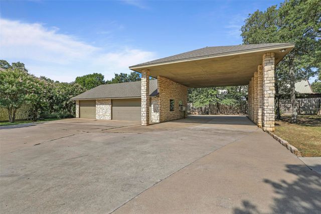 2243 Wood Hollow Road, Denton, TX 76208