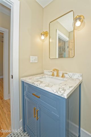 633 Lang Street, Schenectady, NY 12308