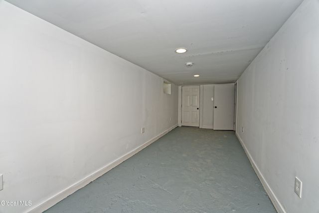 633 Lang Street, Schenectady, NY 12308