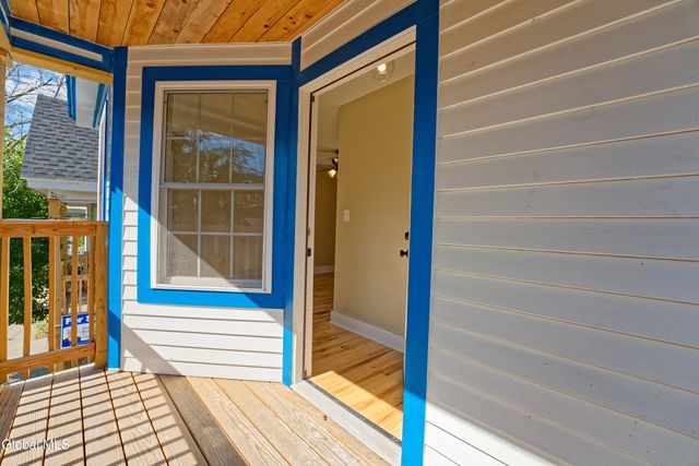 633 Lang Street, Schenectady, NY 12308