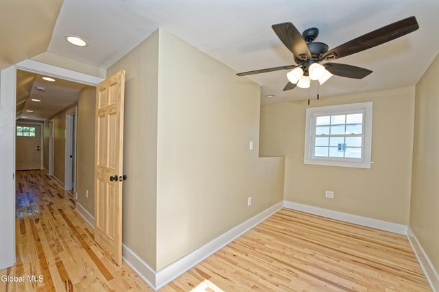 633 Lang Street, Schenectady, NY 12308