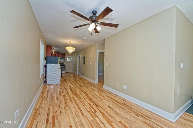 633 Lang Street, Schenectady, NY 12308