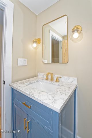 633 Lang Street, Schenectady, NY 12308