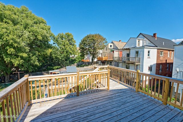 633 Lang Street, Schenectady, NY 12308