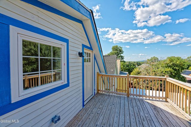 633 Lang Street, Schenectady, NY 12308