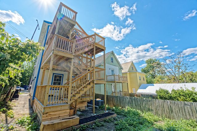 633 Lang Street, Schenectady, NY 12308