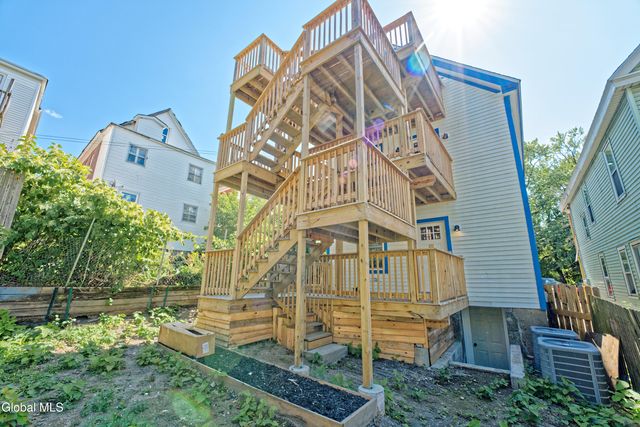 633 Lang Street, Schenectady, NY 12308