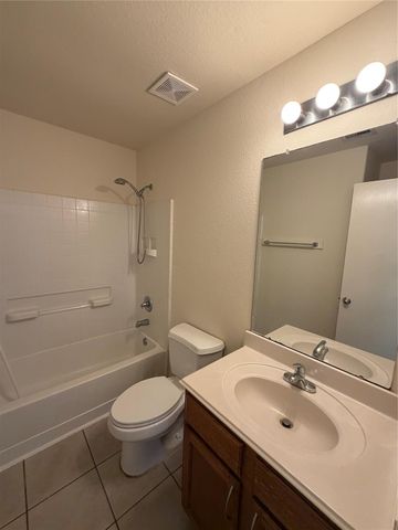 12608 Rio Lindo Street, Rosharon, TX 77583