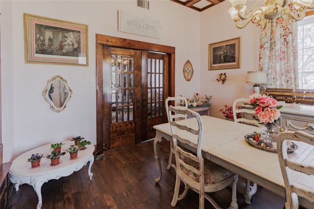 403 W Franklin Street, Alvord, TX 76225