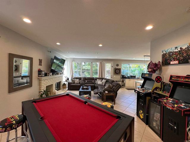 5138 Palmera Drive, Oceanside, CA 92056