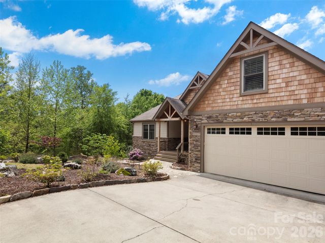 100 Klein Street, Asheville, NC 28805