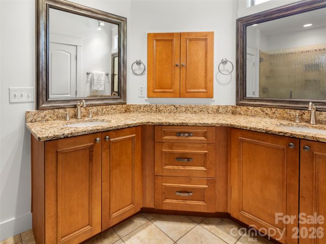 100 Klein Street, Asheville, NC 28805