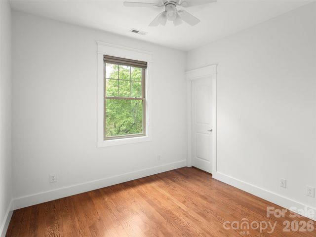 100 Klein Street, Asheville, NC 28805