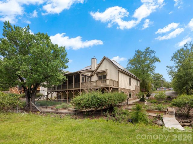 100 Klein Street, Asheville, NC 28805