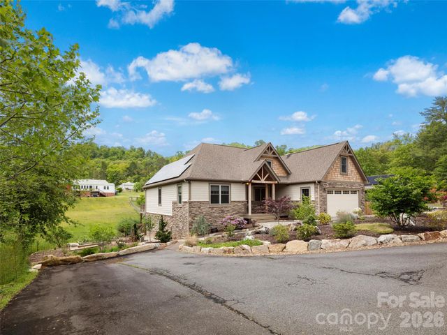 100 Klein Street, Asheville, NC 28805