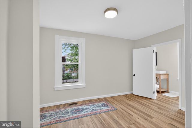 623 E CHESTNUT ST, Lancaster, PA 17602