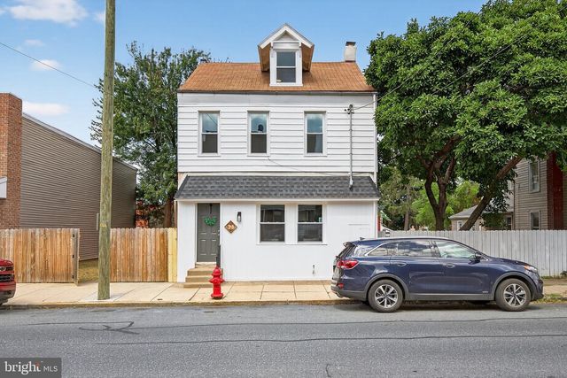 623 E CHESTNUT ST, Lancaster, PA 17602