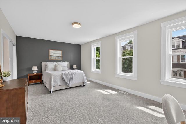 623 E CHESTNUT ST, Lancaster, PA 17602