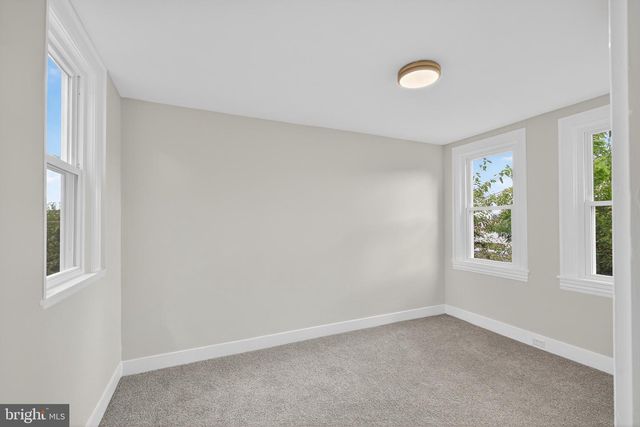 623 E CHESTNUT ST, Lancaster, PA 17602