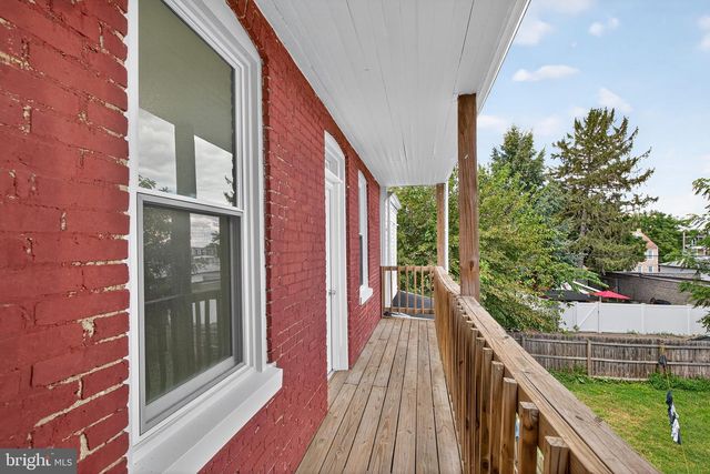 623 E CHESTNUT ST, Lancaster, PA 17602