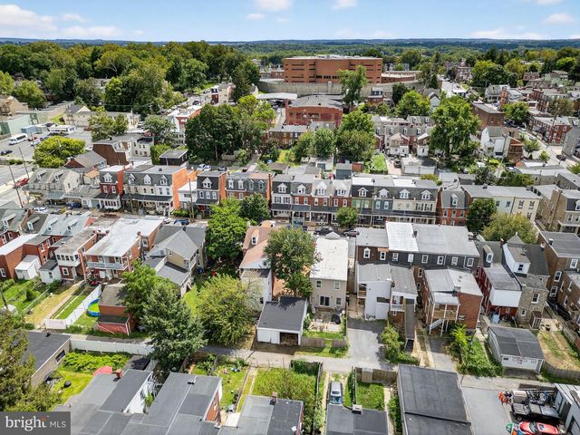 623 E CHESTNUT ST, Lancaster, PA 17602