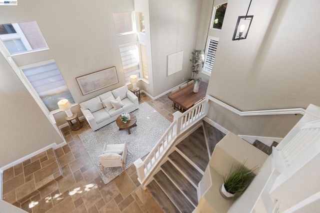 377 Squirrel Ridge Way, Danville, CA 94506