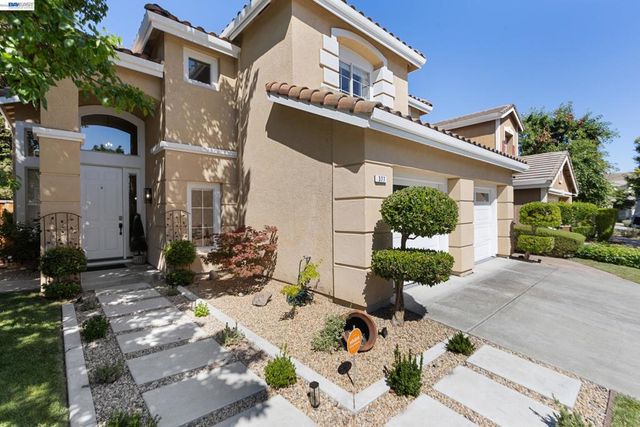 377 Squirrel Ridge Way, Danville, CA 94506
