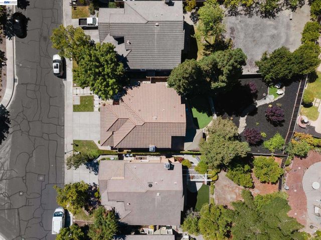 377 Squirrel Ridge Way, Danville, CA 94506