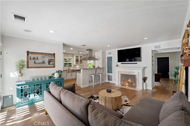 12706 Hortense Street, Studio City, CA 91604