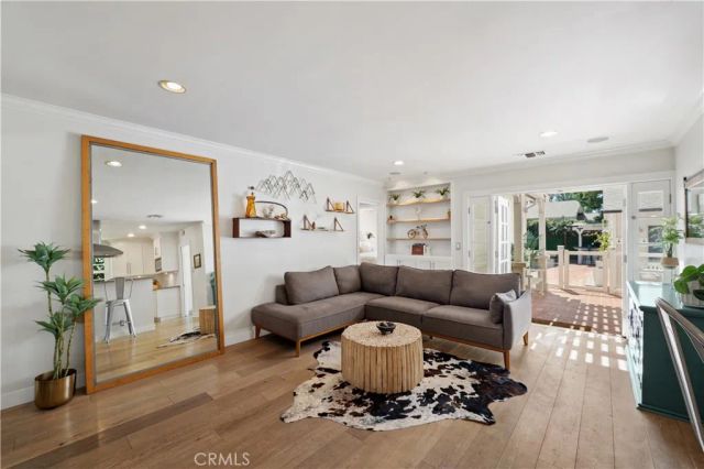12706 Hortense Street, Studio City, CA 91604