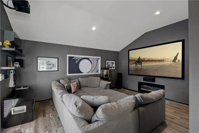 12706 Hortense Street, Studio City, CA 91604