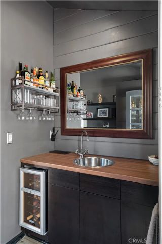 12706 Hortense Street, Studio City, CA 91604