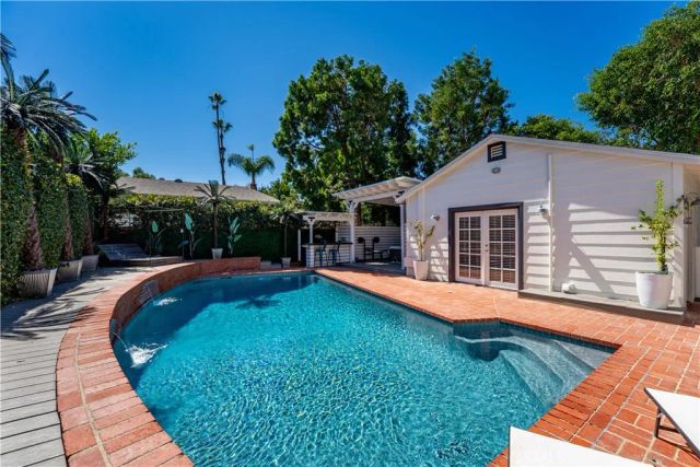 12706 Hortense Street, Studio City, CA 91604