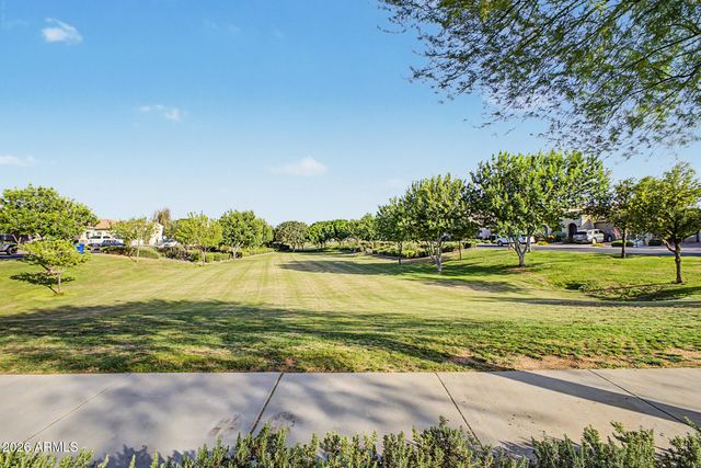 10510 E Palladium Drive, Mesa, AZ 85212