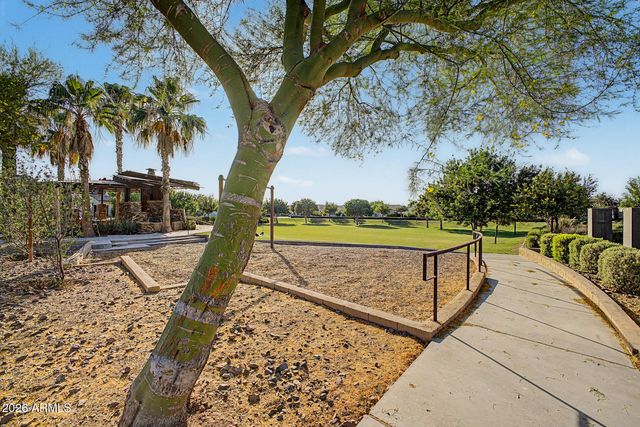 10510 E Palladium Drive, Mesa, AZ 85212