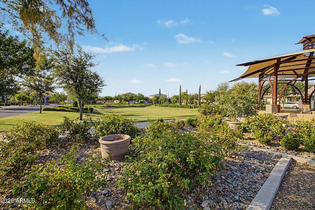 10510 E Palladium Drive, Mesa, AZ 85212