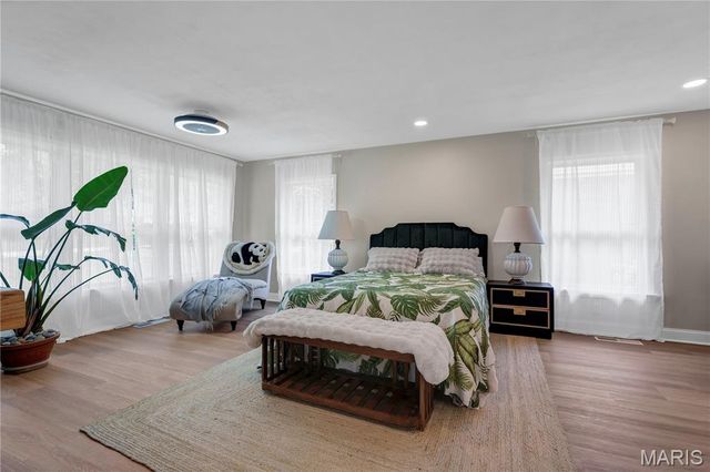 18 Spoede Hills Drive, St Louis, MO 63141