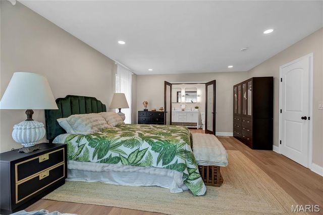 18 Spoede Hills Drive, St Louis, MO 63141