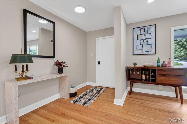 18 Spoede Hills Drive, St Louis, MO 63141