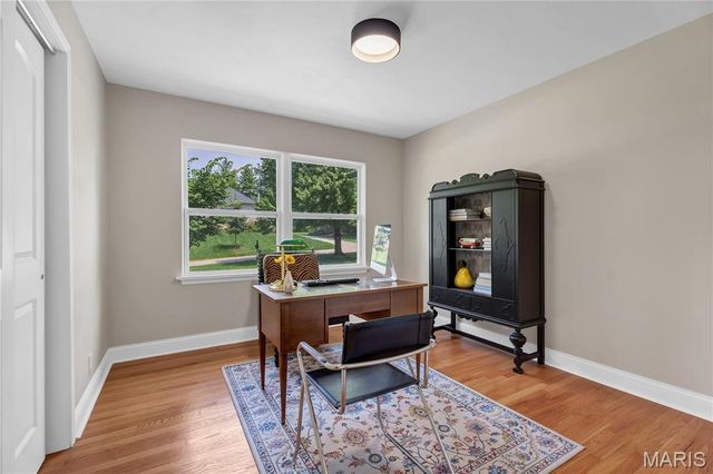 18 Spoede Hills Drive, St Louis, MO 63141
