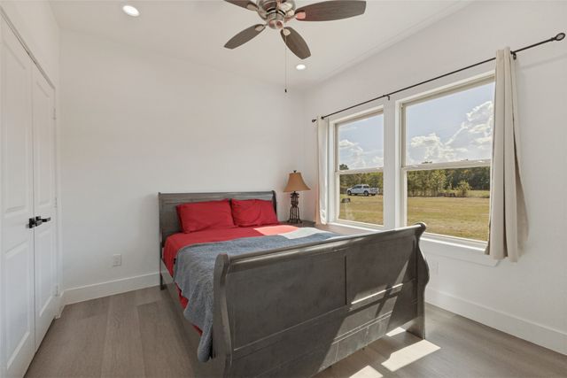357 Private Road 7782, Wills Point, TX 75169