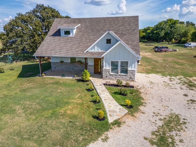 357 Private Road 7782, Wills Point, TX 75169