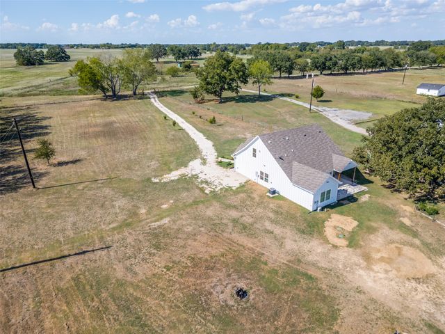 357 Private Road 7782, Wills Point, TX 75169